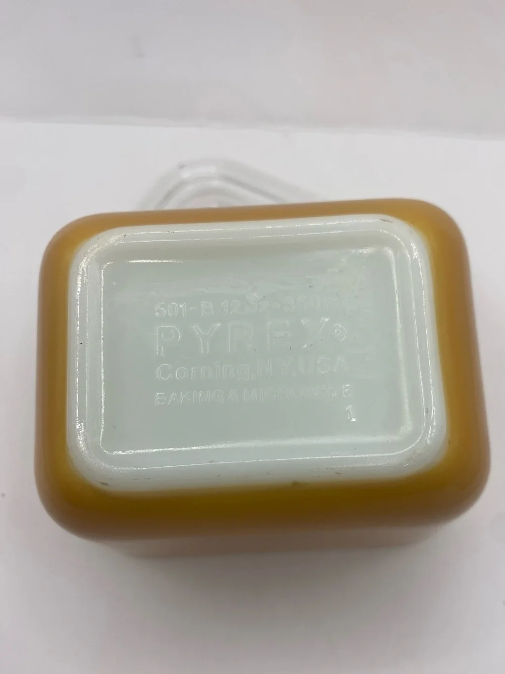 Vintage Pyrex 1 1/2 Cup Small Caramel Color Refrigerator Dish Clear Glass Lid